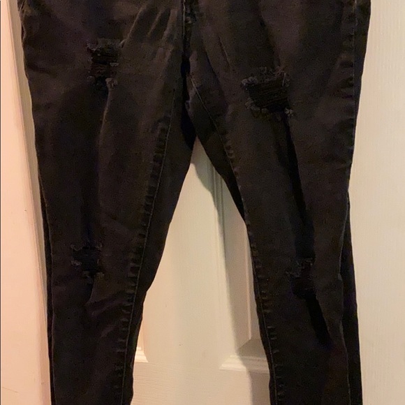 Women’s rsq ripped jeans - Picture 2 of 2
